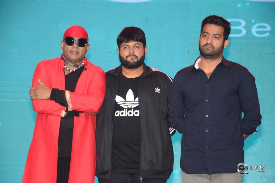 Aravinda-Sametha-Pre-Release-Event-Photos